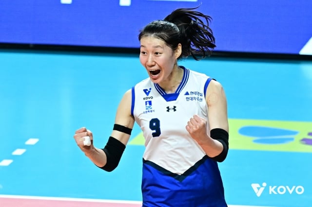 Na Hyun Soo vui vẻ sau khi ghi điểm. /Ảnh = KOVO cung cấp