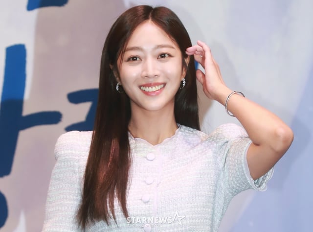 배우 조보아가 23일 오후 서울 구로구 신도림 라마다호텔에서 진행된 JTBC 수목드라마 '이 연애는 불가항력' 제작발표회에 참석해 포즈를 취하고 있다. 2023.08.23 /사진=이동훈