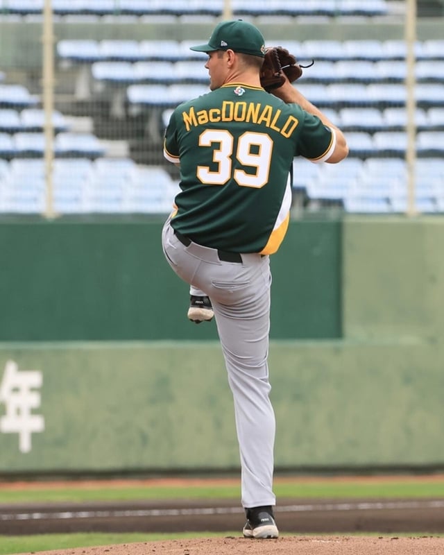 Conor McDonald started against the Yomiuri Giants on the 3rd and allowed three scoreless innings. /Photo = Australian national team official website