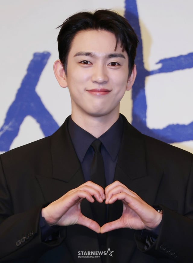 배우 박진영이 5일 오후 서울 구로구 더 링크호텔에서 진행된 JTBC 금요드라마 '샤이닝' 제작발표회에 참석해 포즈를 취하고 있다.  둘만의 세계를 공유하던 청춘들이 서로의 믿음이자 인생의 방향을 비춰주는 빛 그 자체가 되어가는 과정을 담은 드라마 '샤이닝'은 오는 6일 첫 방송된다. /2026.03.05 /사진=이동훈 photoguy@