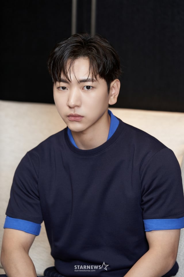 영화 '다우렌의 결혼'의 배우 이주승이 30일 진행된 인터뷰를 위해 포즈를 취하고 있다. /사진제공=트리플픽쳐스 2024.05.30 /사진=이동훈