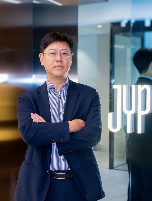 JYP 정욱 CEO 프로필 이미지/사진제공=JYP엔터테인먼트