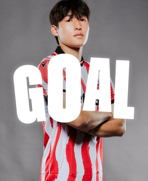 Stoke City striker Bae Jun-ho. /Photo =Stoke City official SNS Source