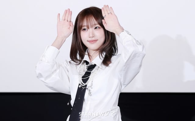 가수 최예나가 11일 서울 강남구 CGV 압구정에서 진행된 다섯 번째 미니 앨범 'LOVE CATCHER(러브 캐처)' 발매 기념 기자간담회에서 포즈를 취하고 있다. /2026.03.11 /사진=김휘선 hwijpg@