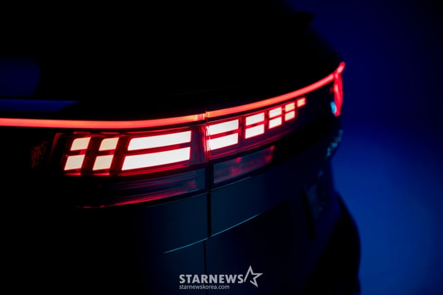 2027 Volkswagen Atlas Teasers/photo courtesy = Volkswagen