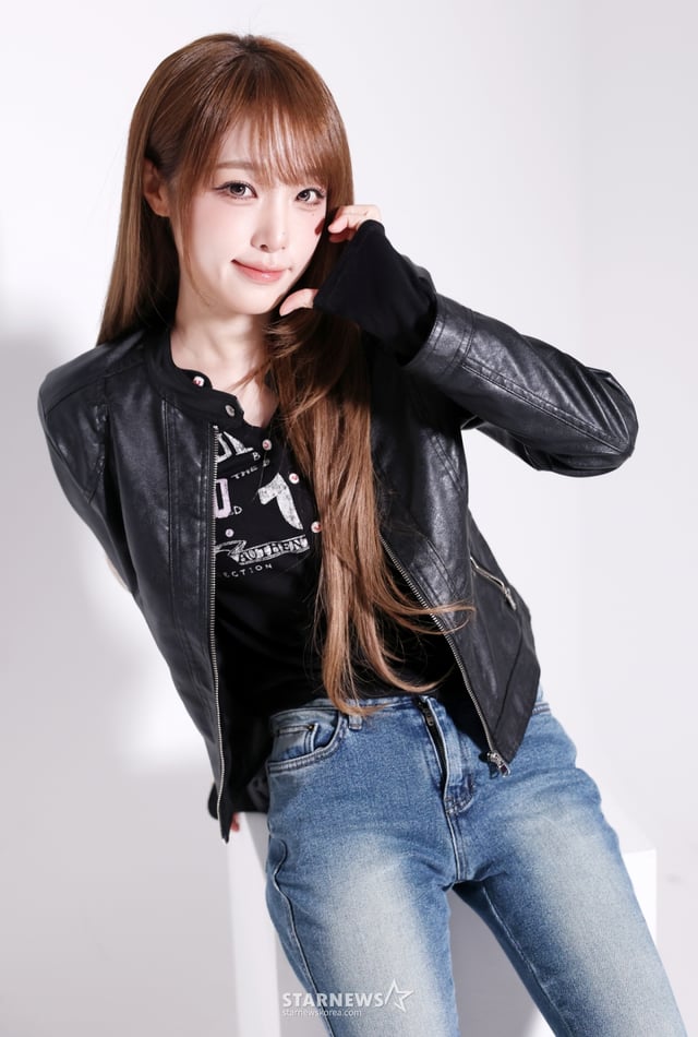 최예나 AAA 수상 내방 인터뷰 /사진=김휘선 기자 hwijpg@
