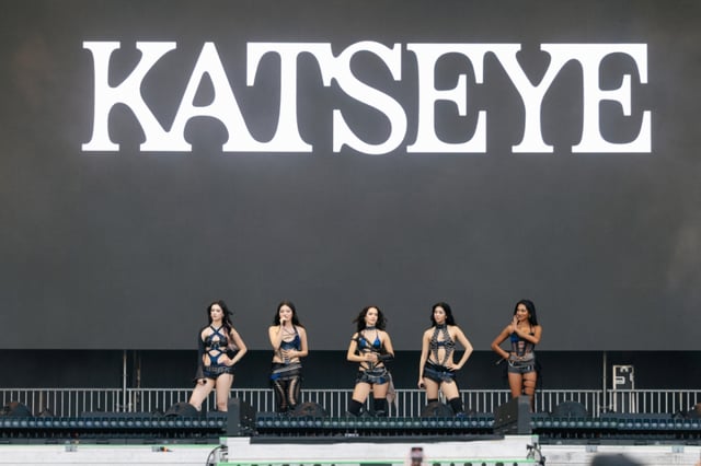 KATSEYE 롤라팔루자 칠레/사진제공=하이브-게펜레코드