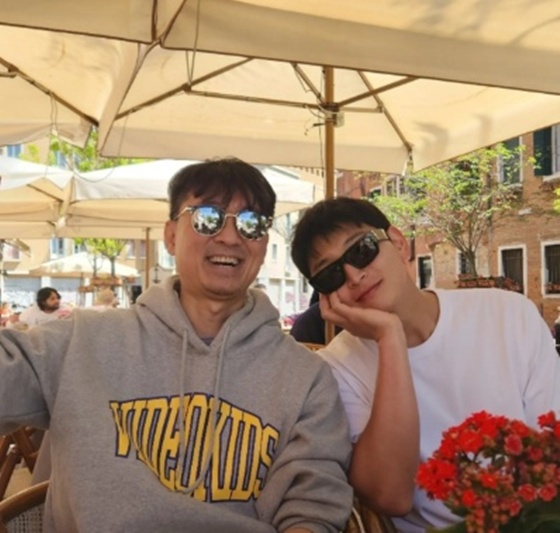 장항준, 정진운 /사진=정진운 SNS