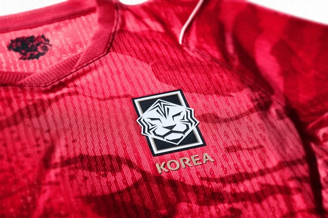 公式] 韓国サッカー代表チームの新ユニフォームが公開、北中米ワールド
