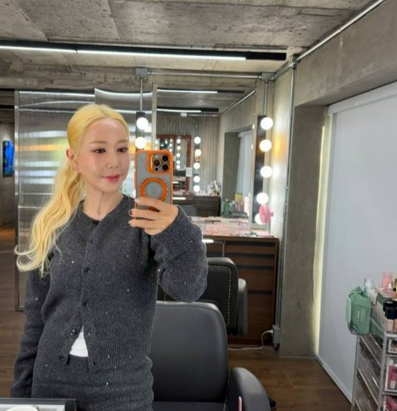 /사진=슈 SNS