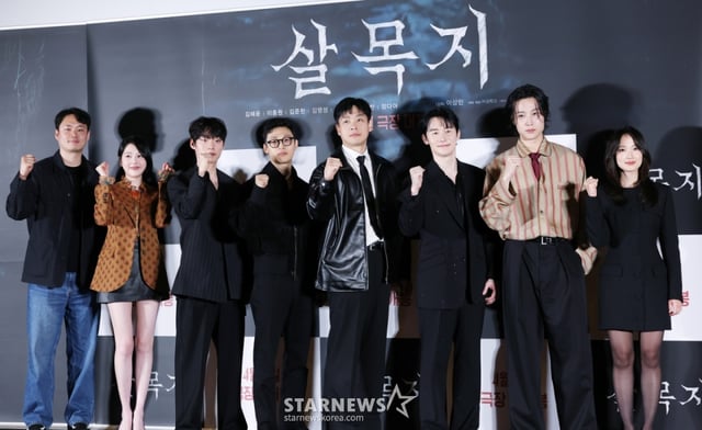 이상민 감독, 배우 장다아, 윤재찬, 오동민, 김영성, 김준한, 이종원, 김혜윤이 24일 서울 용산구 CGV 아이파크몰에서 진행된 영화 '살목지(감독 이상민)' 언론시사회 및 기자간담회에 참석해 포즈를 취하고 있다. /2026.03.24 /사진=김휘선 hwijpg@