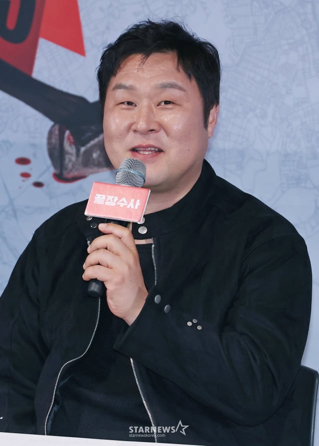 배우 윤경호가 25일 오후 서울 CGV용산아이파크몰에서 진행된 영화 '끝장수사'(감독 박철환) 언론배급시사회 및 기자간담회에 첨석해 질문에 답하고 있다. /2026.03.25 /사진=이동훈 photoguy@
