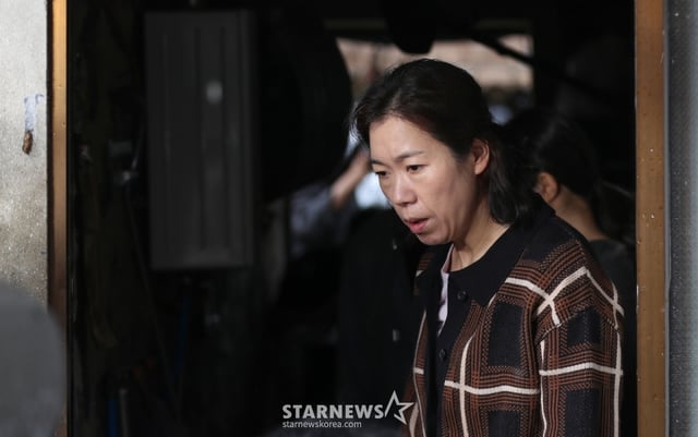 [Seoguri = Newsis] Reporter Woo Jang-ho = On the morning of the 1st, the movie "My Name" dealing with Jeju April 3 is being filmed in Seongeup Village, Pyoseon-myeon, Seogwipo-si.   The movie "My Name" was directed by Jung Ji-young, and actor Yeom Hye-ran, who recently performed a great role in Netflix's popular OTT drama "I was completely deceived," starred in the movie. 2025.05.01. woo1223@newsis.com / Photo = Woo Jang-ho