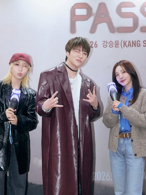 공민지(왼쪽부터), 강승윤, 산다라박/사진=공민지 SNS
