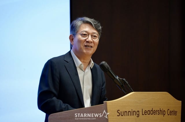 (首尔=新闻1)=KGM会长郭在善3日在京畿道龙仁KG Sunning领导力中心举行的"2025年Partners Day"活动中致欢迎词。 (KGM提供。 禁止再销售及DB)2025.4.3/新闻1 Copyright©新闻1. All rights reserved.禁止擅自转载及再分配,禁止使用AI学习。 =照片=(首尔=新闻1)。