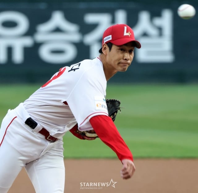 武田が1日、キウム戦で投球している。 /写真=姜永祚(カン·ヨンジョ)先任記者