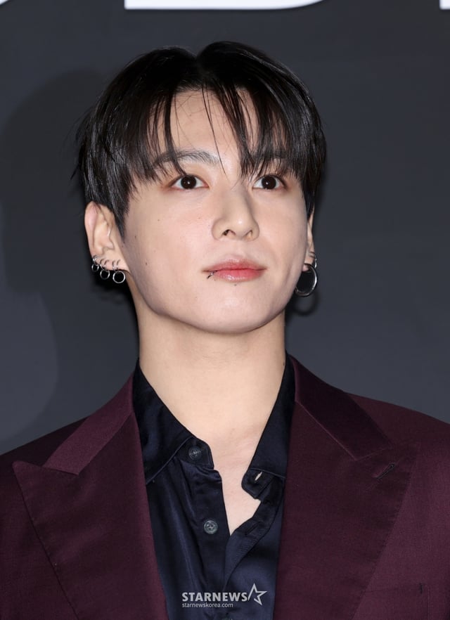 (서울=뉴스1) 권현진 기자 = 방탄소년단(BTS) 정국이 2026년 2월 12일 오후 서울 강남구 위블로 매장에서 열린 포토콜 행사에서 포즈를 취하고 있다. (공동취재) 2026.2.12/뉴스1 Copyright © 뉴스1. All rights reserved. 무단 전재 및 재배포, AI학습 이용 금지. /사진=(서울=뉴스1) 권현진 기자