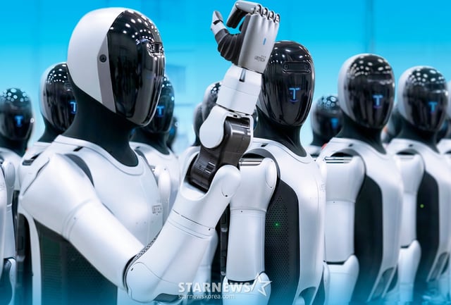 Humanoid/photo courtesy of Ubitech =