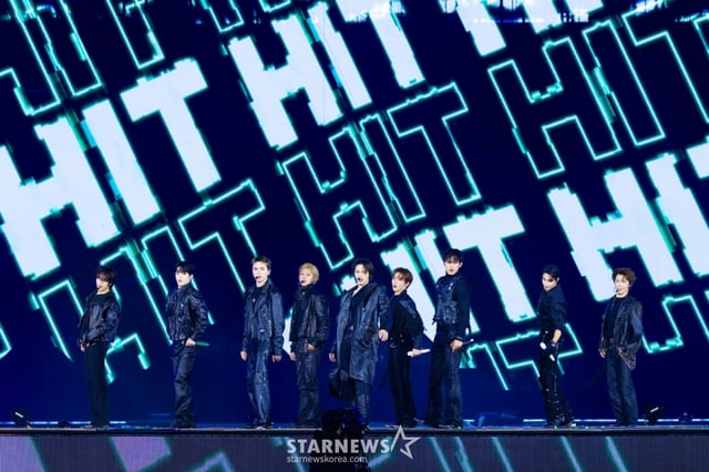 그룹 세븐틴이 5일 오후 인천아시아드주경기장에서 진행된 'SEVENTEEN WORLD TOUR [NEW_] ENCORE' 콘서트에서 멋진 공연을 펼치고 있다. /사진제공=플레디스엔터테인먼트 2026.04.05 /사진=이동훈 photoguy@