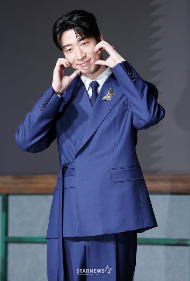 배우 유수빈이 6일 서울 조선팰리스 강남 호텔에서 진행된 MBC 금토드라마 '21세기 대군부인' 제작발표회에 참석해 포즈를 취하고 있다. /2026.04.06 /사진=김휘선 hwijpg@