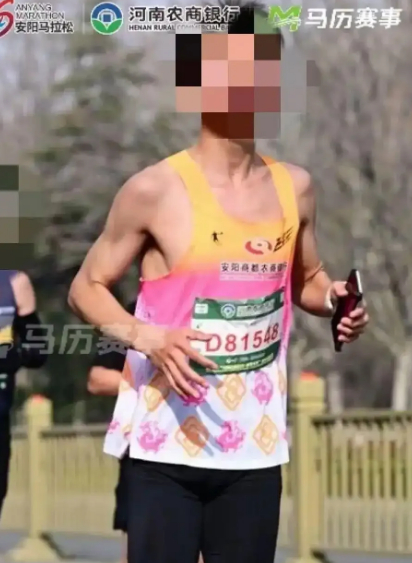 여성 경기에 대리 출전에 파문을 일으킨 중국 남성 선수. /사진=QQ 갈무리