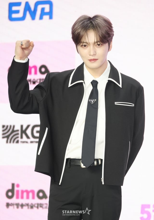 가수 김재중이 29일 오전 서울 마포구 상암동 큐브컨벤션센터에서 진행된 ENA 예능 '더 스카웃' 제작발표회에 참석해 포즈를 취하고 있다. 가요계 최고 전문가들이 ‘아직 자신의 재능을 제대로 펼치지 못한 원석’을 직접 발굴하고, 그들에게 새로운 방향성과 가능성을 제시하는 성장형 음악 프로젝트 '더 스카웃'은 오는 5월 8일 첫 방송된다. /2026.04.29 /사진=이동훈 photoguy@
