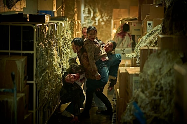 /Photo='COLONY'