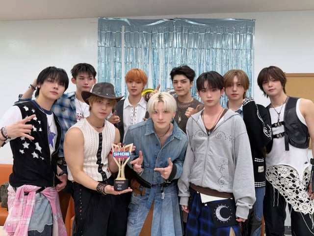 &TEAM, Sweeping Korean and Japanese Charts, Also Tops Music