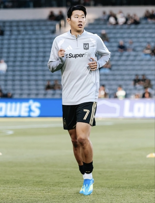 훈련에 집중하는 손흥민. /사진=LAFC SNS