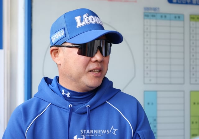 2026 신한 SOL KBO리그 삼성 라이온즈 대 SSG 랜더스 경기가 21일 대구 삼성라이온즈파크에서 열렸다. 삼성 박진만 감독이 경기 전 기자들의 인터뷰에 응하고 있다. /사진=김진경 kim.jinkyung@