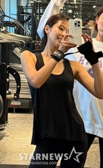 제니 /사진=한지은 인스타그램