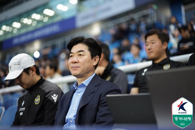 윤정환 인천 유나이티드 감독. /사진=한국프로축구연맹 제공