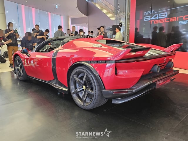 フェラーリ849テスタロッサ/写真=キム·ギョンス記者