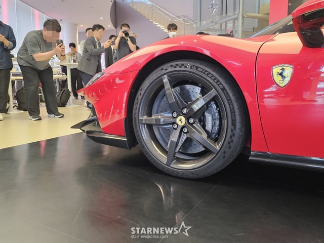 フェラーリ849テスタロッサ/写真=キム·ギョンス記者