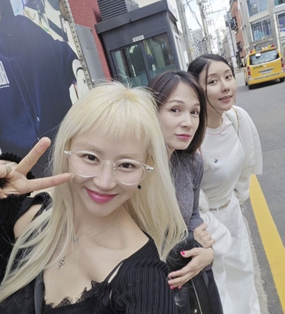 천상지희 멤버들/사진=스테파니 SNS