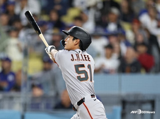 Lee Jung-hoo at bat. /AFPBBNews=NEWS1