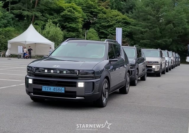 (서울=뉴스1) = 현대차가 '디 올 뉴 넥쏘'의 우수한 상품성을 직접 체험할 수 있는 시승 이벤트를 성공적으로 마쳤다고 7일 밝혔다. 사진은 지난 6일 춘천에서 개최된 'Drive NEXO Together' 행사 모습. (현대차 제공. 재판매 및 DB 금지) 2025.7.7/뉴스1 Copyright © 뉴스1. All rights reserved. 무단 전재 및 재배포, AI학습 이용 금지. /사진=(서울=뉴스1)