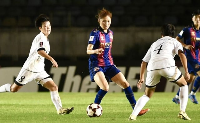 지난해 11월 미얀마에서 열린 수원FC위민과 북한 내고향여자축구단의 경기 모습. /사진=AFC 제공