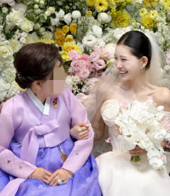 최준희 외할머니(왼쪽), 최준희 /사진=최준희 인스타그램
