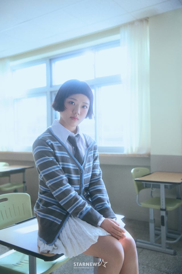 쿠팡플레이 '로맨스의 절댓값'의 배우 김향기가 11일 진행된 라운드 인터뷰를 위해 포즈를 취하고 있다. /사진제공=쿠팡플레이 /2026.05.11 /사진=김휘선 hwijpg@