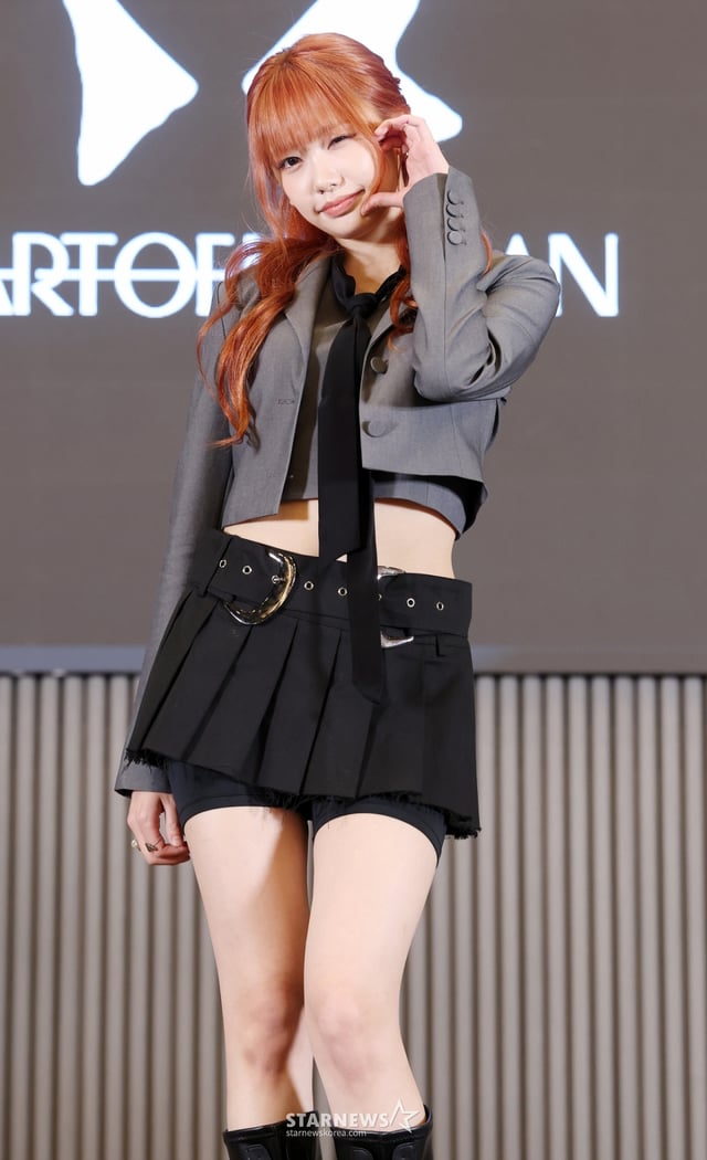 걸그룹 하트오브우먼 채이가 27일 서울 서초구 더리버사이드호텔에서 진행된  첫 번째 앨범 'Heart Byte : LEGACY' 발매 기념 기자간담회에 참석해 포즈를 취하고 있다. /2026.05.27 /사진=김휘선 hwijpg@