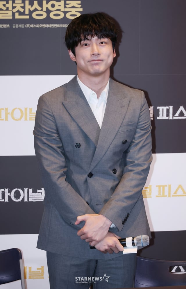 영화 '파이널 피스'의 주연배우 사카구치 켄타로가 29일 오후 서울 메가박스 코엑스에서 진행된 내한 기자간담회에서 포즈를 취하고 있다. /2026.05.29 /사진=이동훈 photoguy@