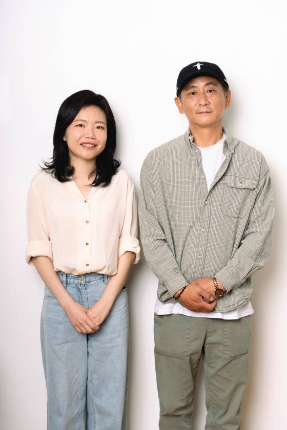 이지현 작가(왼쪽), 박준우 PD /사진제공=스튜디오 안자일렌