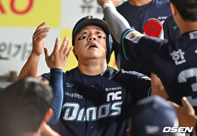 더그아웃에 들어온 이우성.