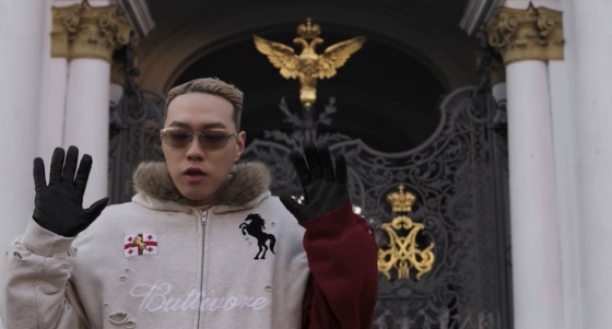 /Photo=Capture from the music video for Beenzino's song "Southside Freestyle"