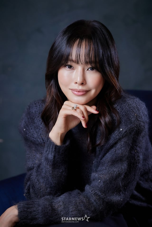 배우 이하늬 /사진제공=(주)바이포엠스튜디오/2025.12.01 /사진=김휘선 hwijpg@