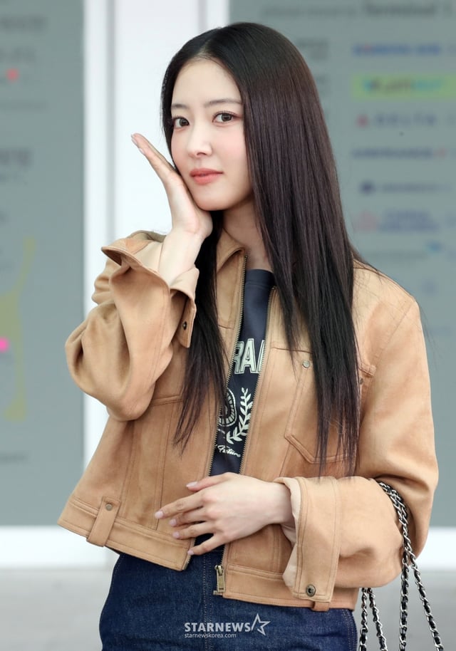 배우 이세영이 화보 촬영 차 태국으로 28일 오후 인천국제공항을 통해 출국하고 있다. 2025.02.28 /사진=임성균 tjdrbs23@