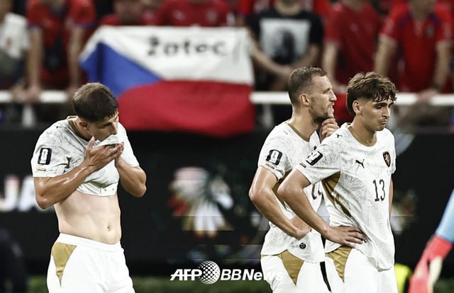 The Czech national football team looking disappointed after their loss to South Korea in the 2026 FIFA World Cup Americas. /AFPBBNews=NEWS1