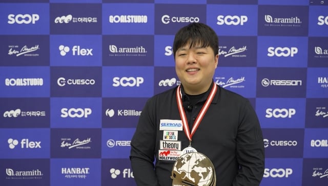 조명우가 15일 2026 앙카라 세계 3쿠션당구월드컵에서 우승한 뒤 인천국제공항을 통해 귀국해 인터뷰를 하고 있다. /사진=대한당구연맹 제공