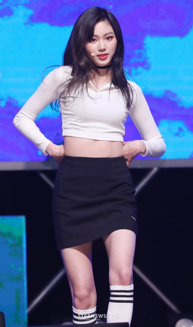 CLC 활동 시절 권은빈/사진=스타뉴스